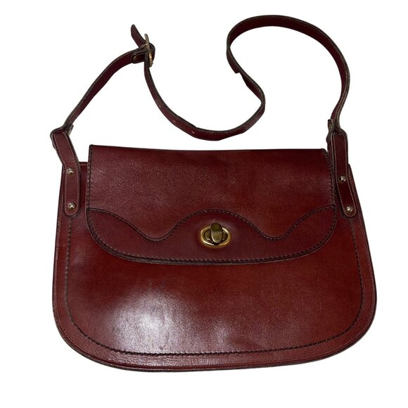 Vintage Womens Shoulder Bag Brown Adjustable Strap Turn Lock Closure Leather - Picture 1 of 11
